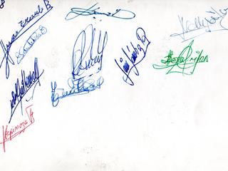 Reverso fotografía de curso Liceo de Aplicación